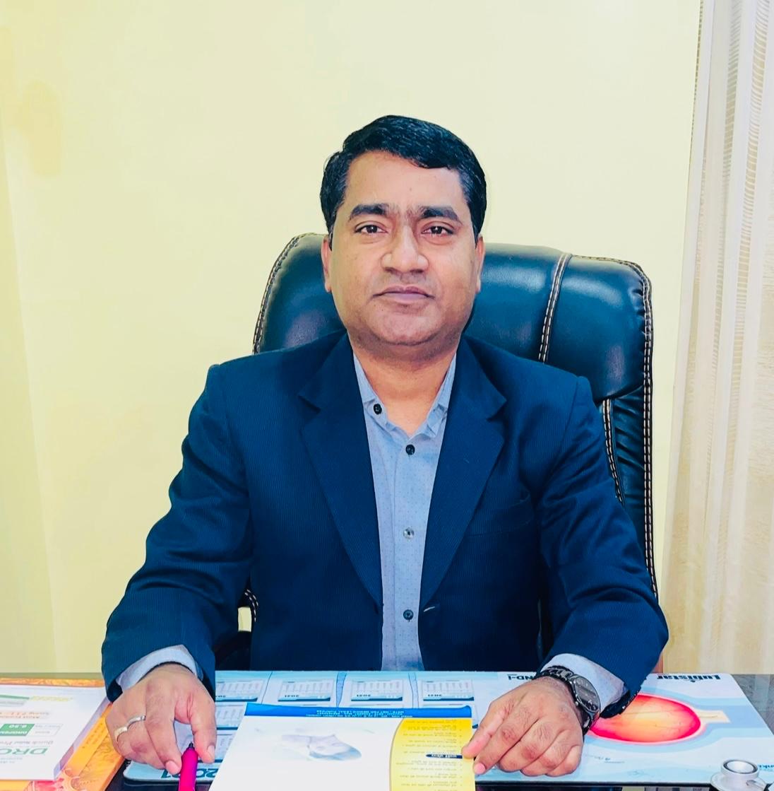 Best eye Specialist Doctor in Jhansi 